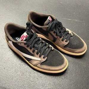 Jordan 1 Low Brown